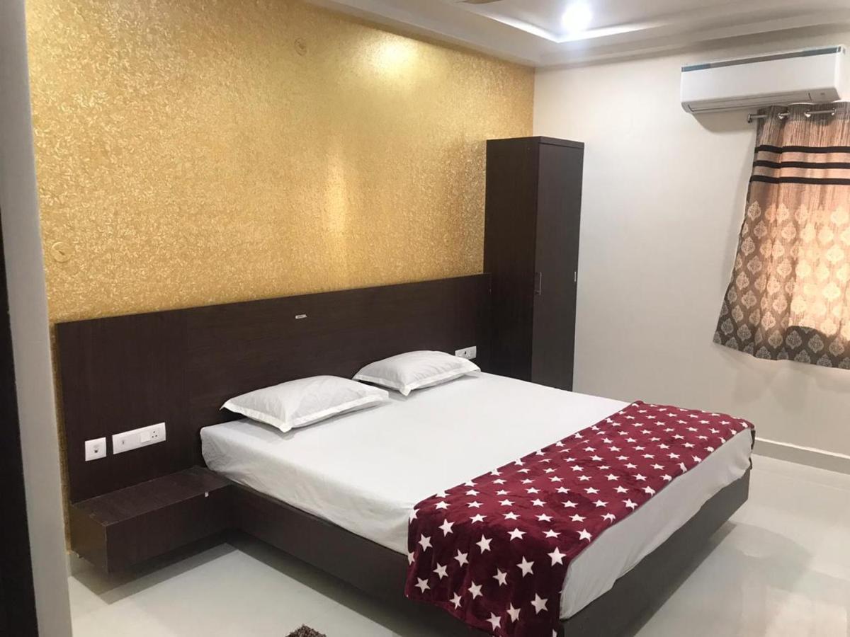 Sri Krishna Residency Hotel Eluru Exterior photo