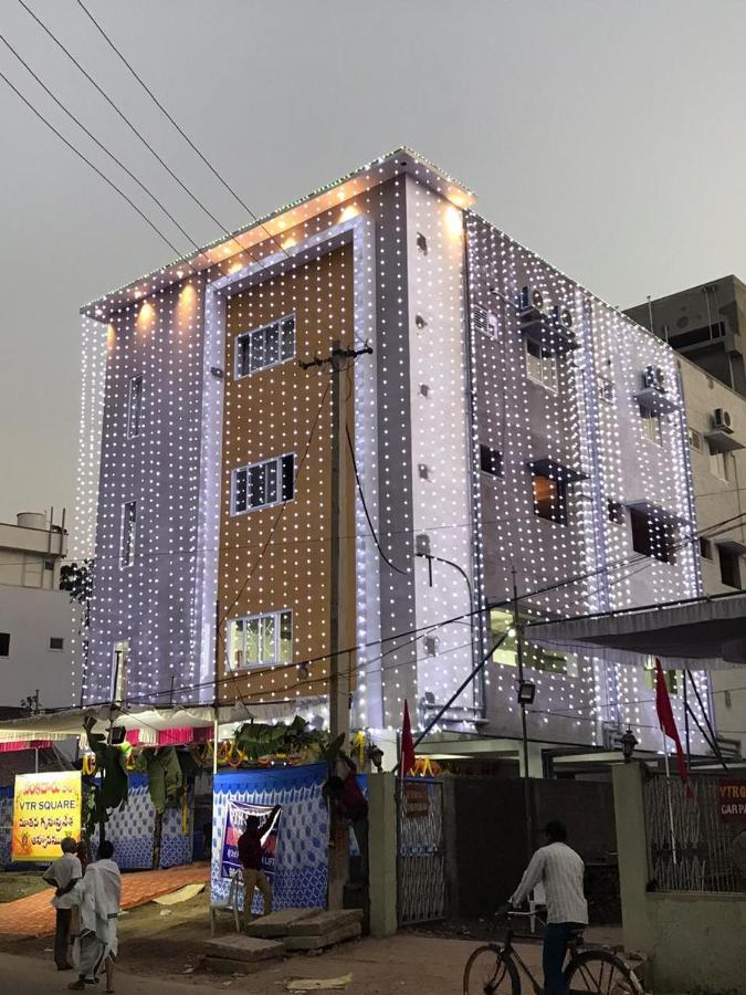 Sri Krishna Residency Hotel Eluru Exterior photo